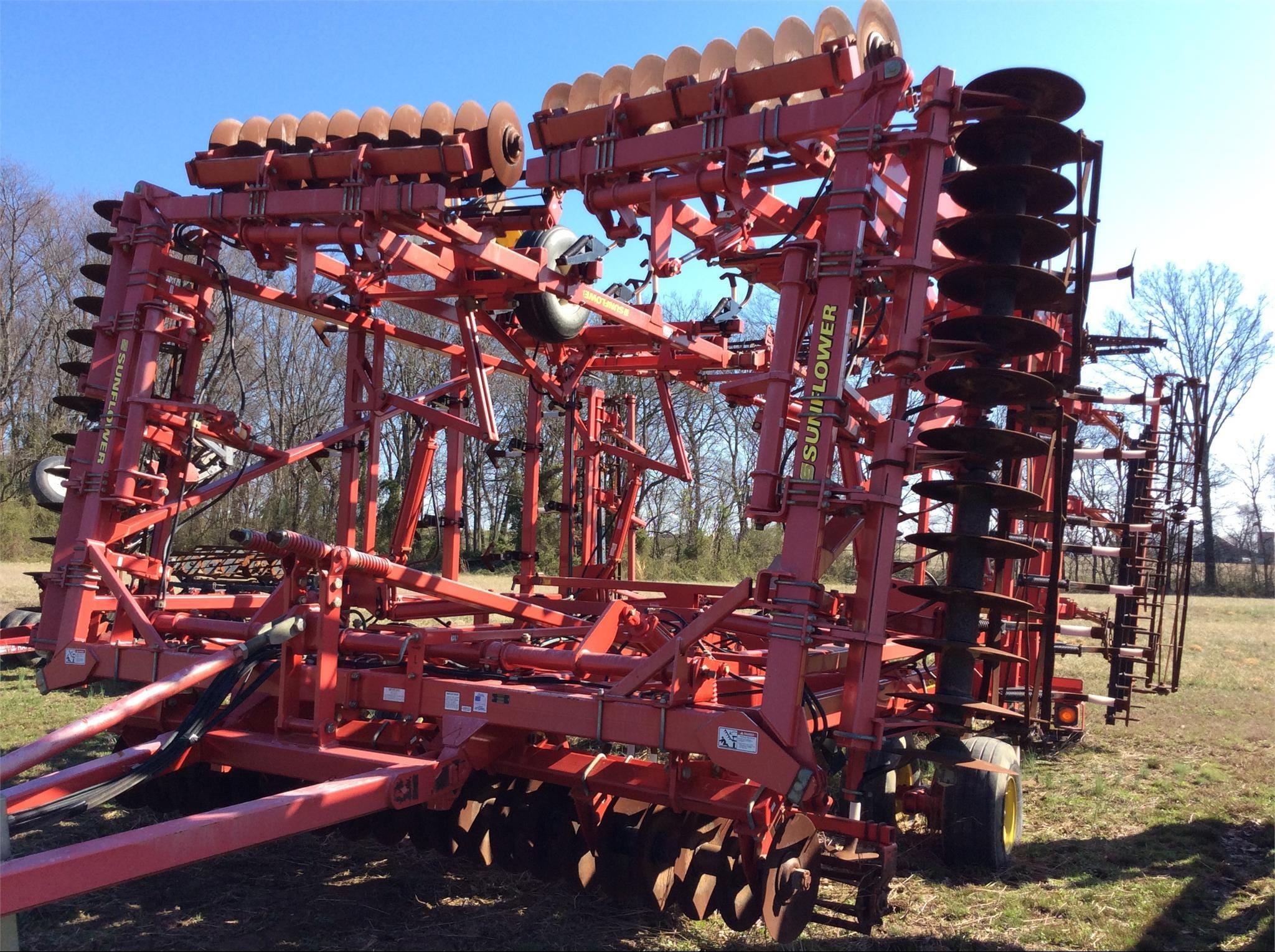 2008 Sunflower 6433-43 Equipment Image0