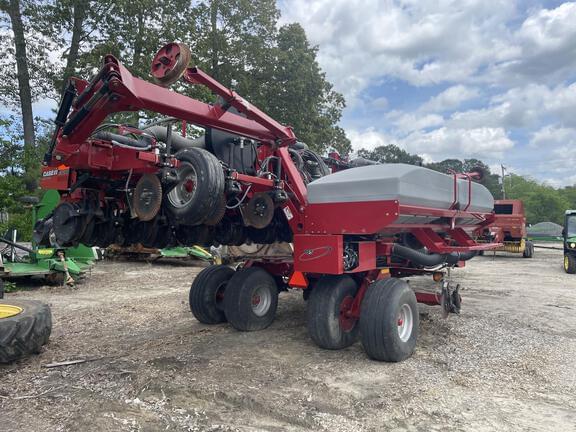 Image of Case IH 1240 equipment image 1
