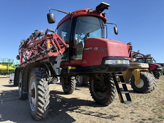 2009 Case IH Patriot 4420 Equipment Image0