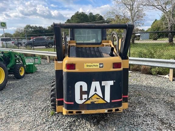 Image of Caterpillar 242 equipment image 4
