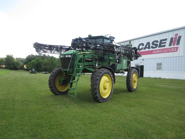 Image of John Deere 4830 equipment image 1