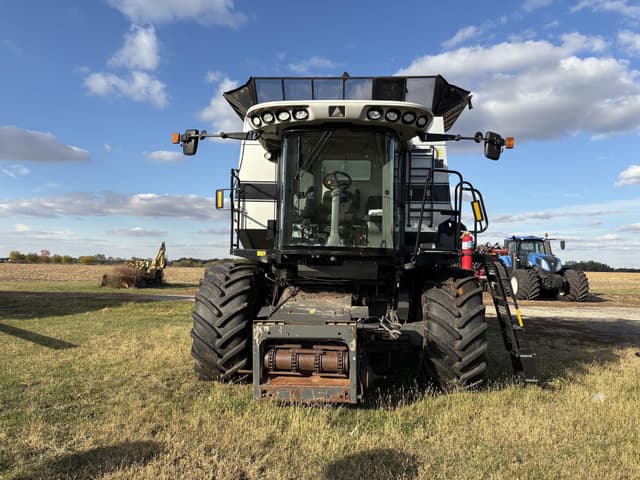 Image of Gleaner R66 equipment image 1