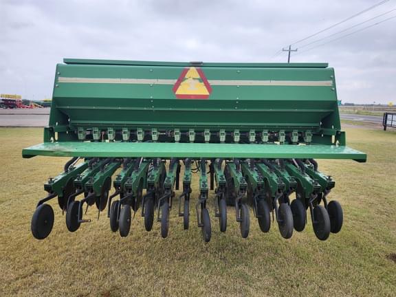 Image of Great Plains 3S-3000HD equipment image 3