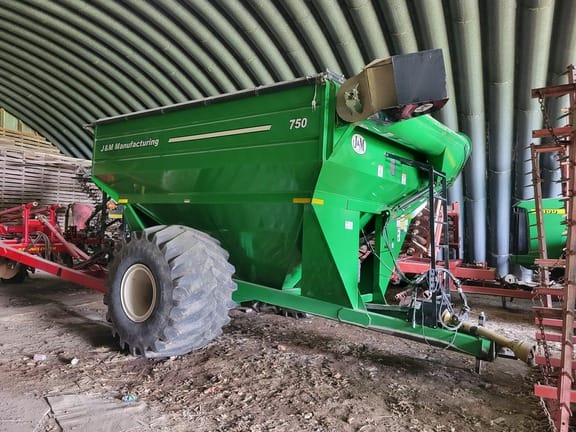 2009 J&M 750-18 Equipment Image0
