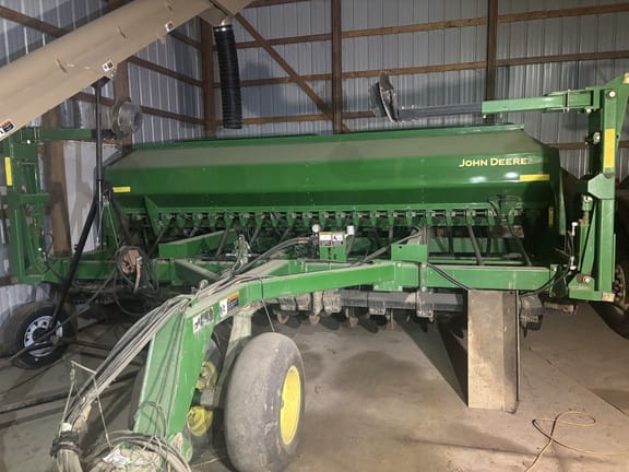 2009 John Deere 1590 Equipment Image0