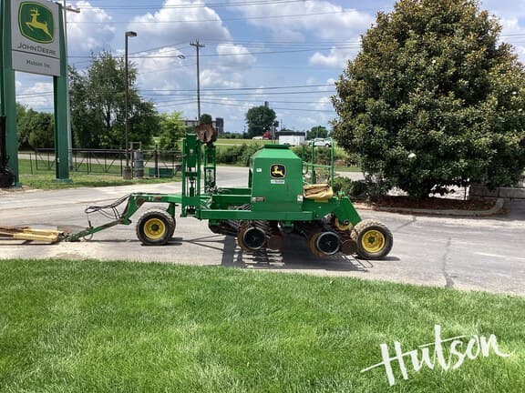 Image of John Deere 1590 equipment image 2