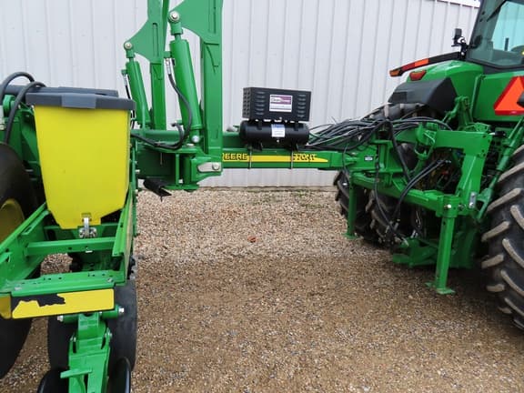 Image of John Deere 1770 equipment image 3