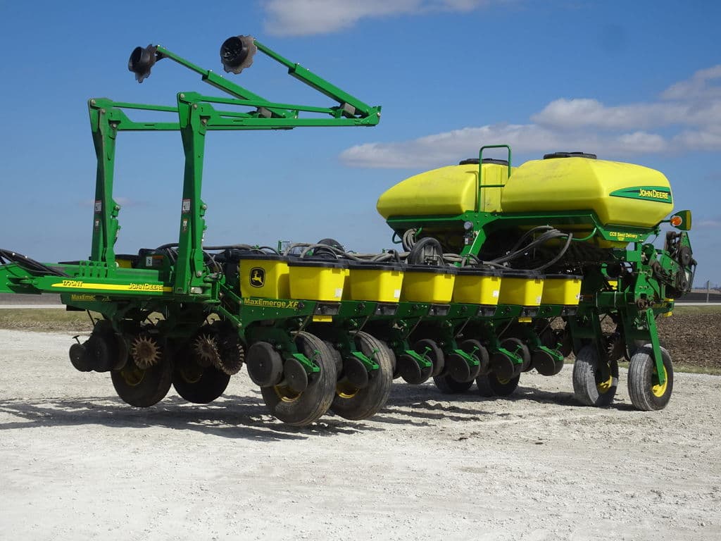 Image of John Deere 1770 Primary image