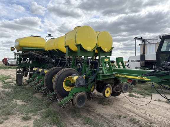 Image of John Deere 1770 Primary image