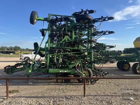 Image of John Deere 1870 equipment image 2