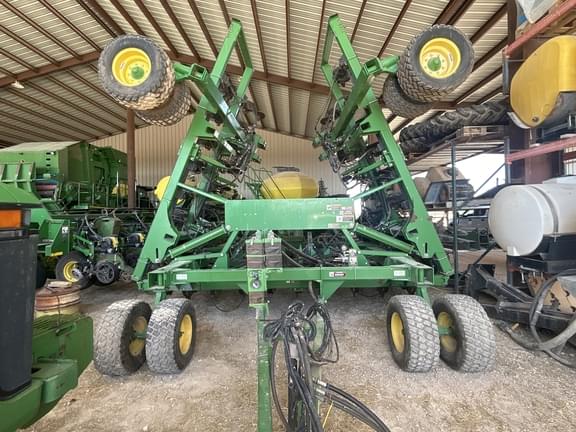 Image of John Deere 1890 equipment image 3