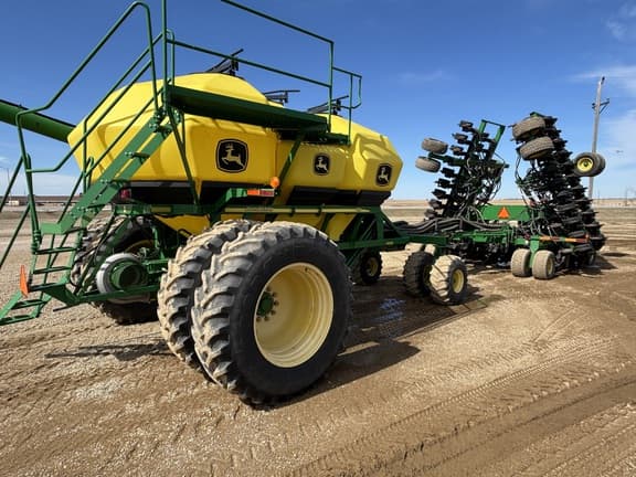 Image of John Deere 1890 Primary image