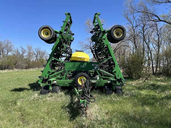 Image of John Deere 1890 equipment image 4