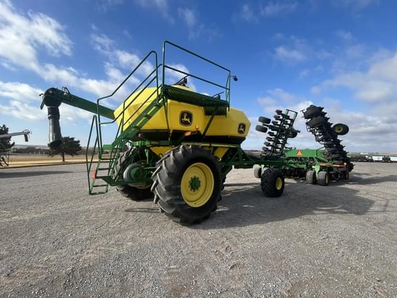 Image of John Deere 1890 equipment image 2