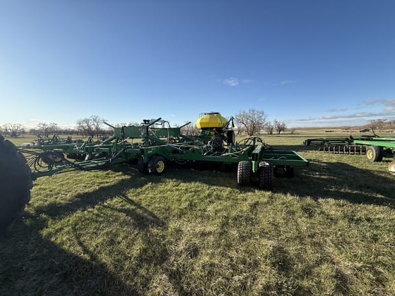 2009 John Deere 1895 Equipment Image0