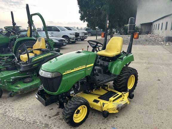 Image of John Deere 2305 equipment image 1