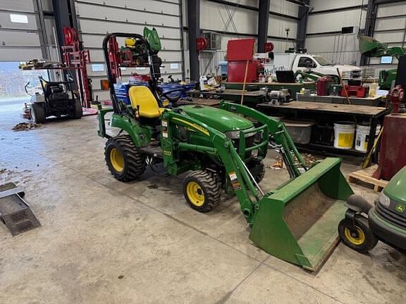 Image of John Deere 2305 Primary image