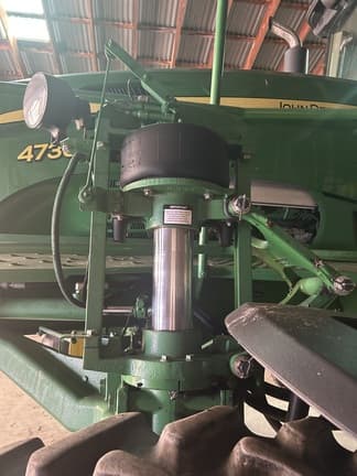 Image of John Deere 4730 equipment image 3