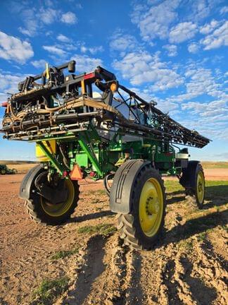 Image of John Deere 4830 equipment image 3