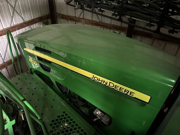 Image of John Deere 4830 equipment image 3