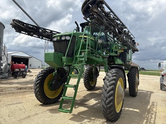Image of John Deere 4830 equipment image 2