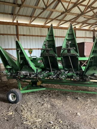 Image of John Deere 606C equipment image 3