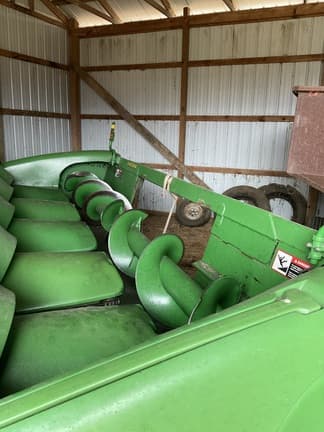 Image of John Deere 606C equipment image 1