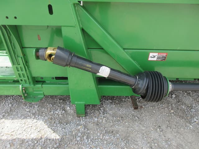 Image of John Deere 608C equipment image 3