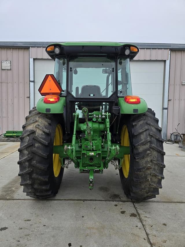 Image of John Deere 6115D equipment image 2