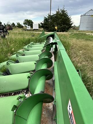 Image of John Deere 612C equipment image 3