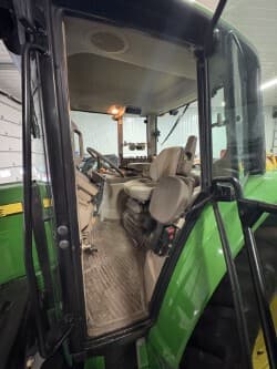 Image of John Deere 6230 equipment image 2