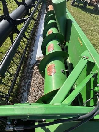 Image of John Deere 630F equipment image 2