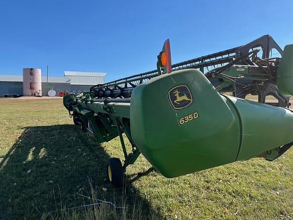 Image of John Deere 635D Image 0
