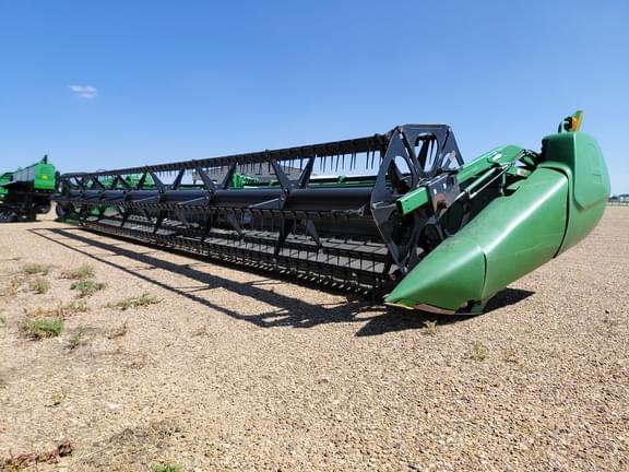 Image of John Deere 635D Primary image