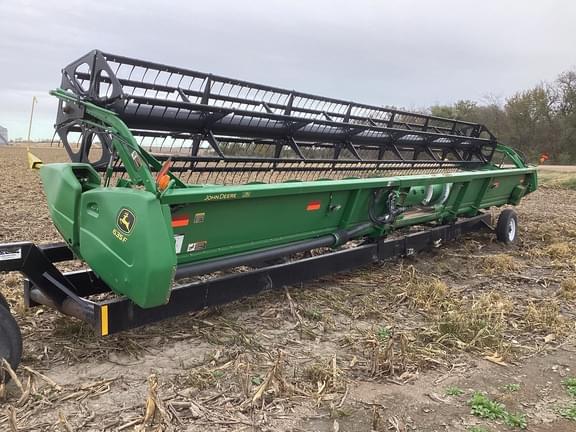 Image of John Deere 635F Image 1