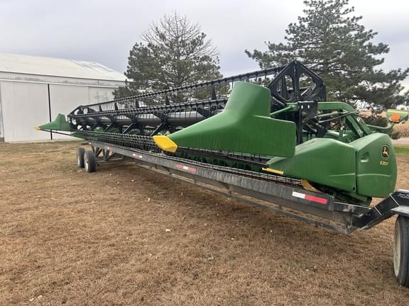 Image of John Deere 635F equipment image 1