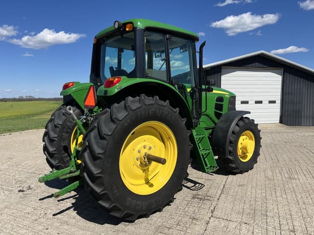 Image of John Deere 7130 equipment image 4