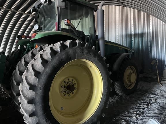 Image of John Deere 8130 Image 1