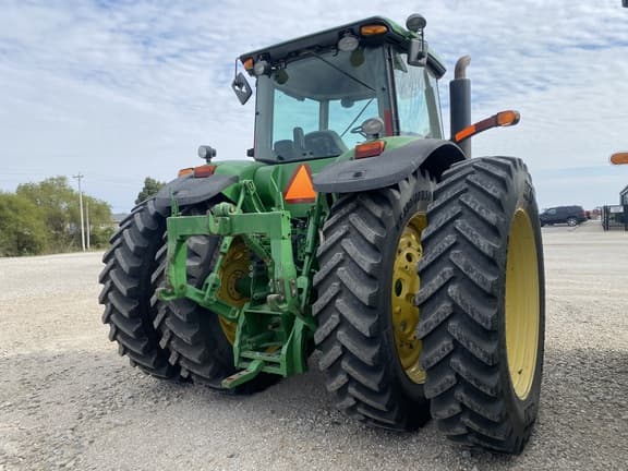 Image of John Deere 8330 equipment image 3