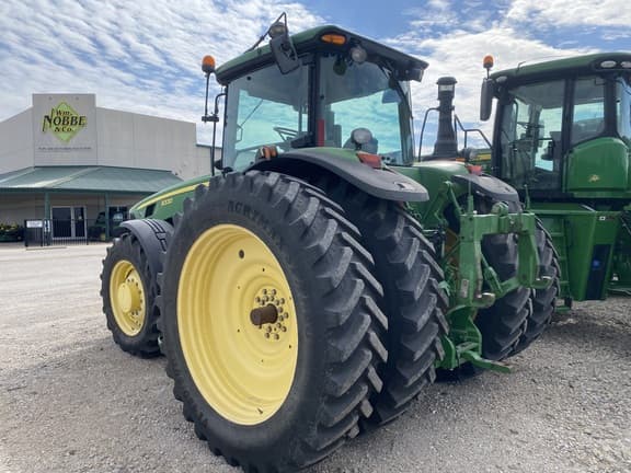 Image of John Deere 8330 equipment image 4