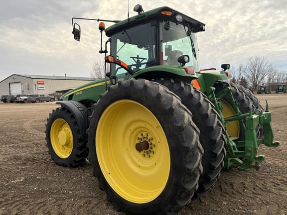 Image of John Deere 8430 equipment image 4