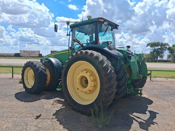 Image of John Deere 8530 equipment image 2
