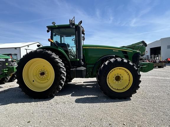 Image of John Deere 8530 equipment image 2