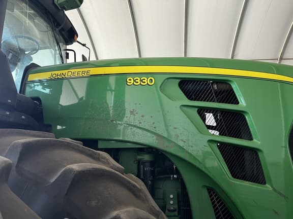 Image of John Deere 9330 equipment image 3