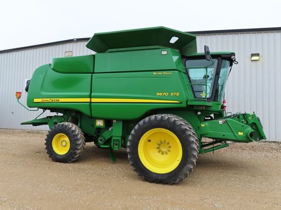 2009 John Deere 9670 STS Equipment Image0