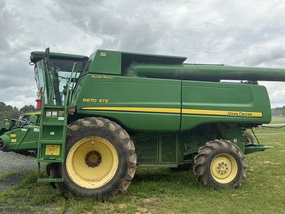 Image of John Deere 9870 STS equipment image 3