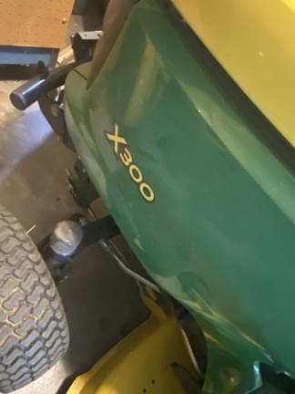 Image of John Deere X300 equipment image 3