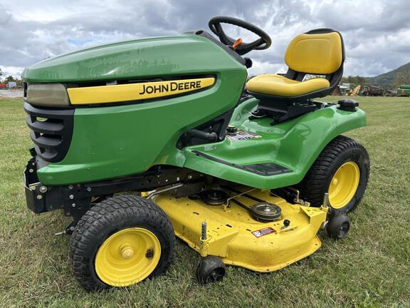 Image of John Deere X320 Primary image