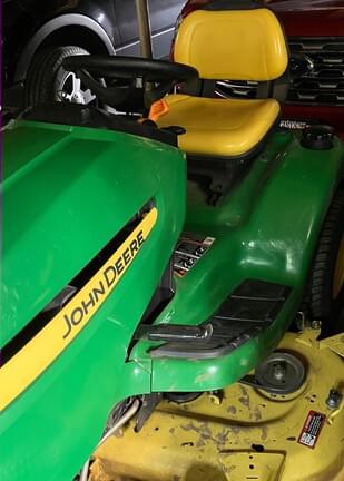 Image of John Deere X320 equipment image 2