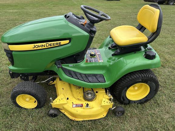 Image of John Deere X320 equipment image 3